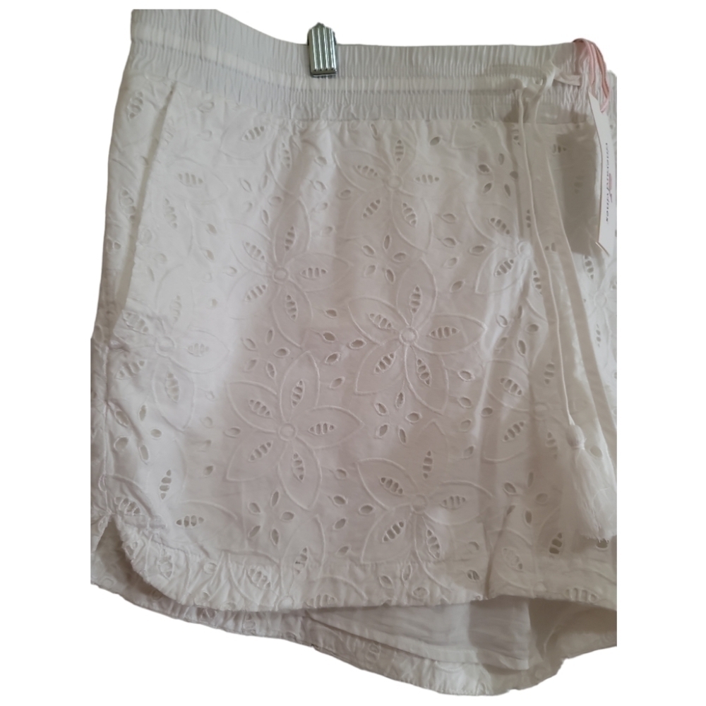 NWT Vineyard Vines Eyelet Pull-on Shorts in White XL 3.5" - Picture 2 of 6
